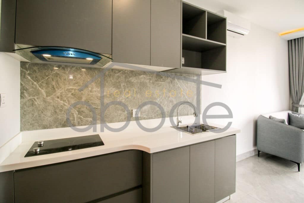 2 bedroom apartment for rent Russian Market