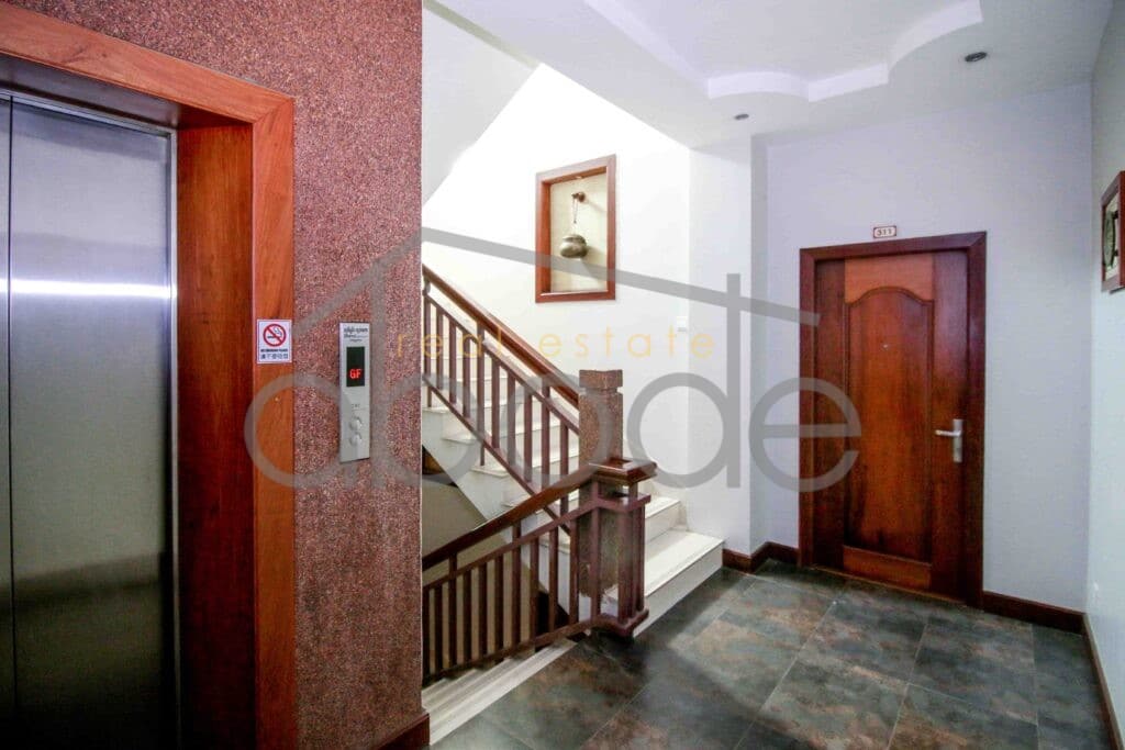 2 bedroom apartment for rent Russian Market