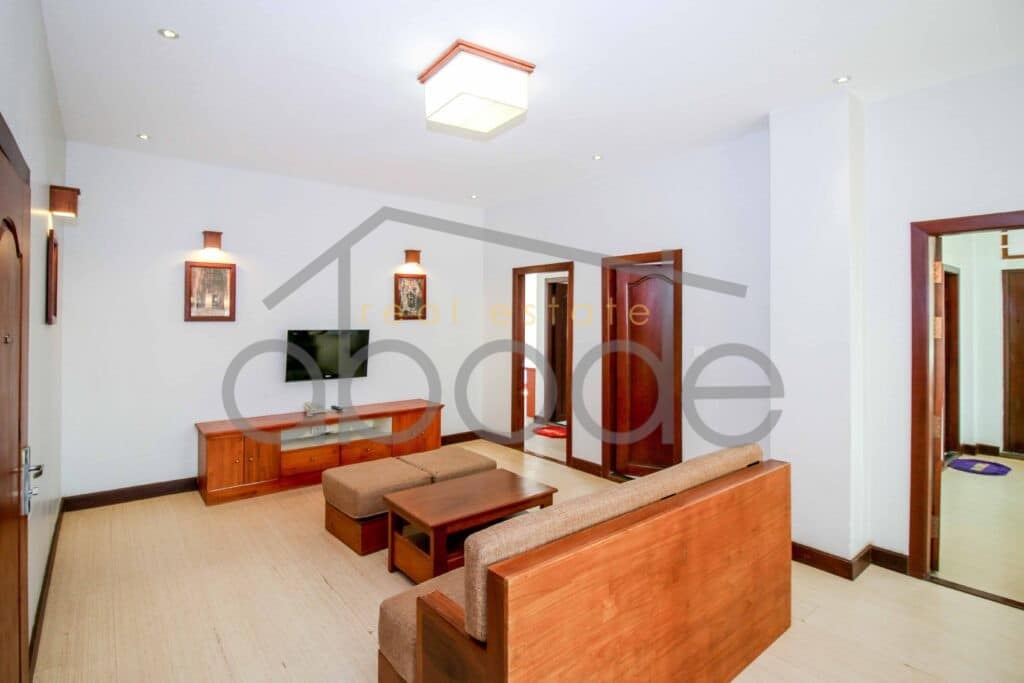 2 bedroom apartment for rent Russian Market