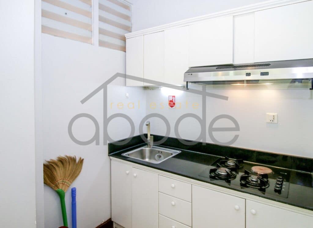2 bedroom apartment for rent Russian Market