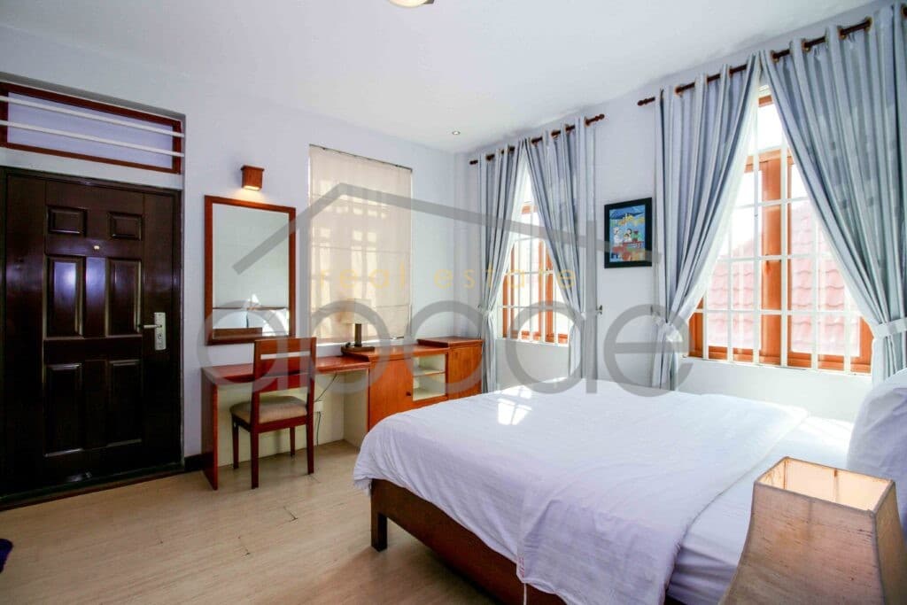2 bedroom apartment for rent Russian Market