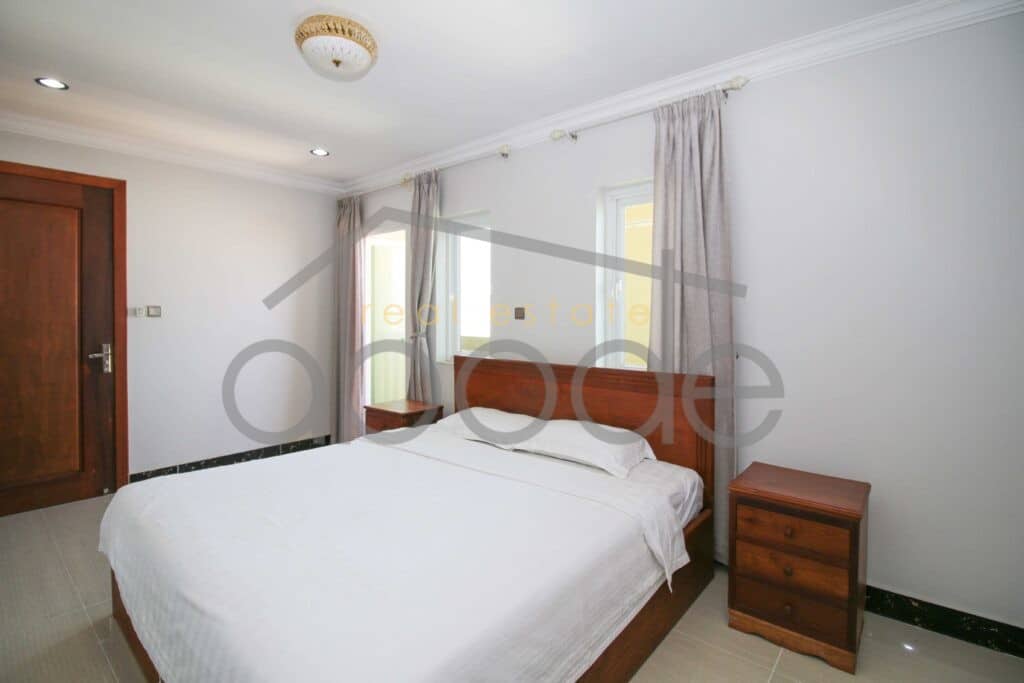 2 bedroom apartment for rent Russian Market