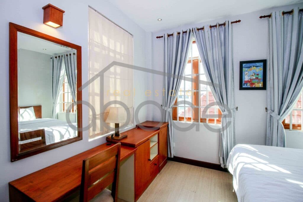2 bedroom apartment for rent Russian Market