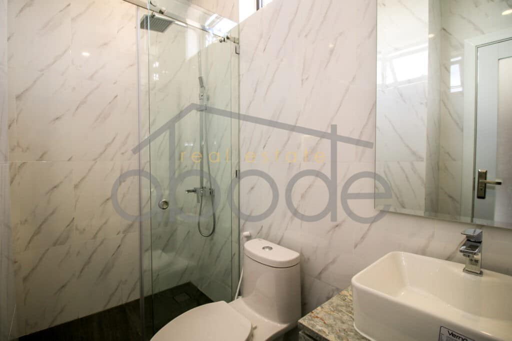 2 bedroom apartment for rent Russian Market