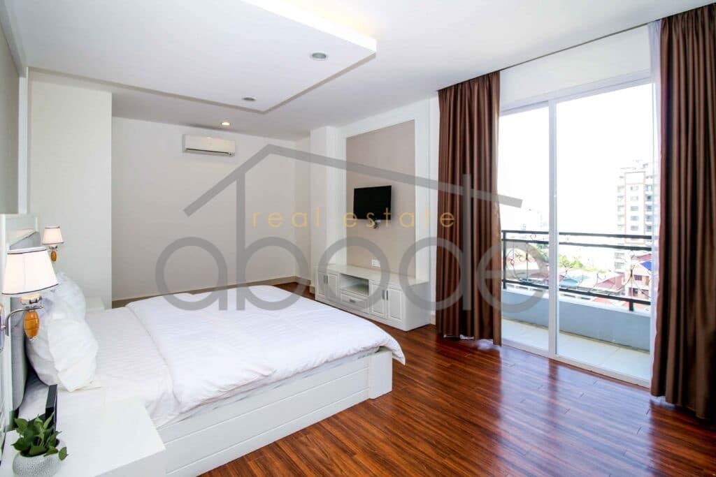 2 bedroom apartment for rent Russian Market