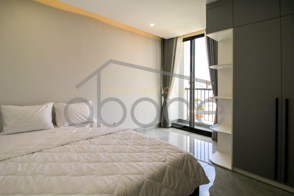 2 bedroom apartment for rent Russian Market