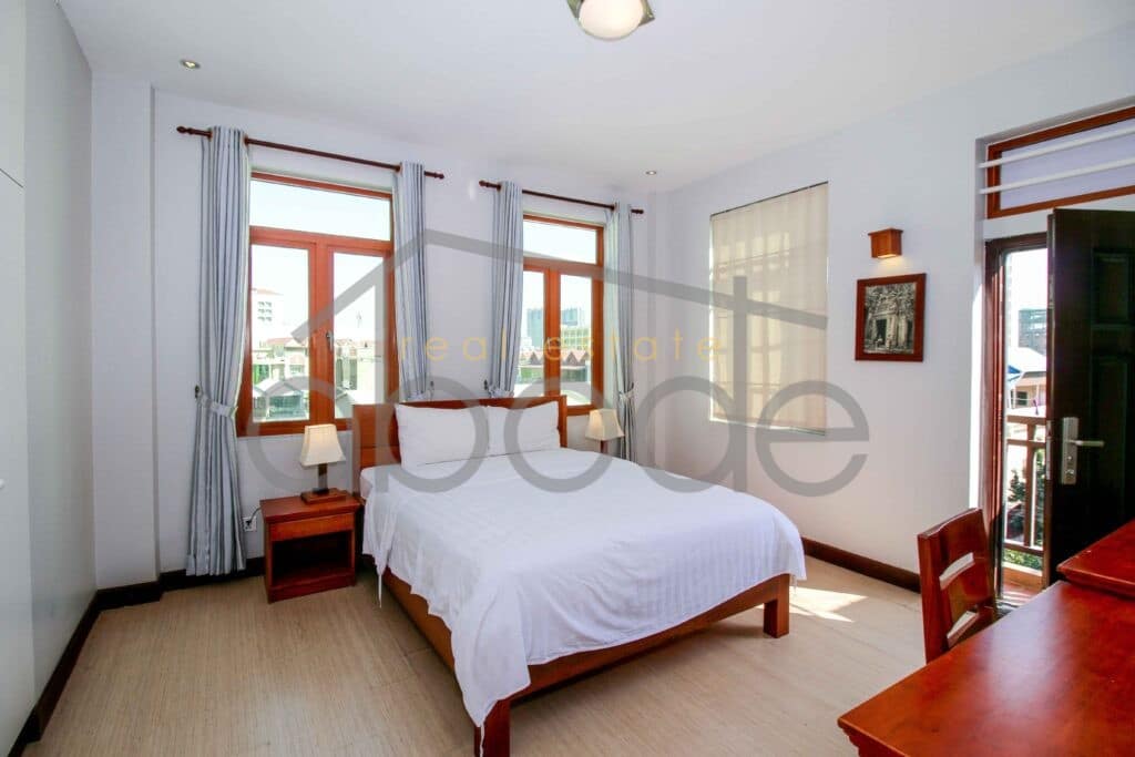 2 bedroom apartment for rent Russian Market