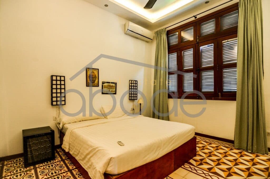 2 bedroom colonial apartment for rent Wat Phnom