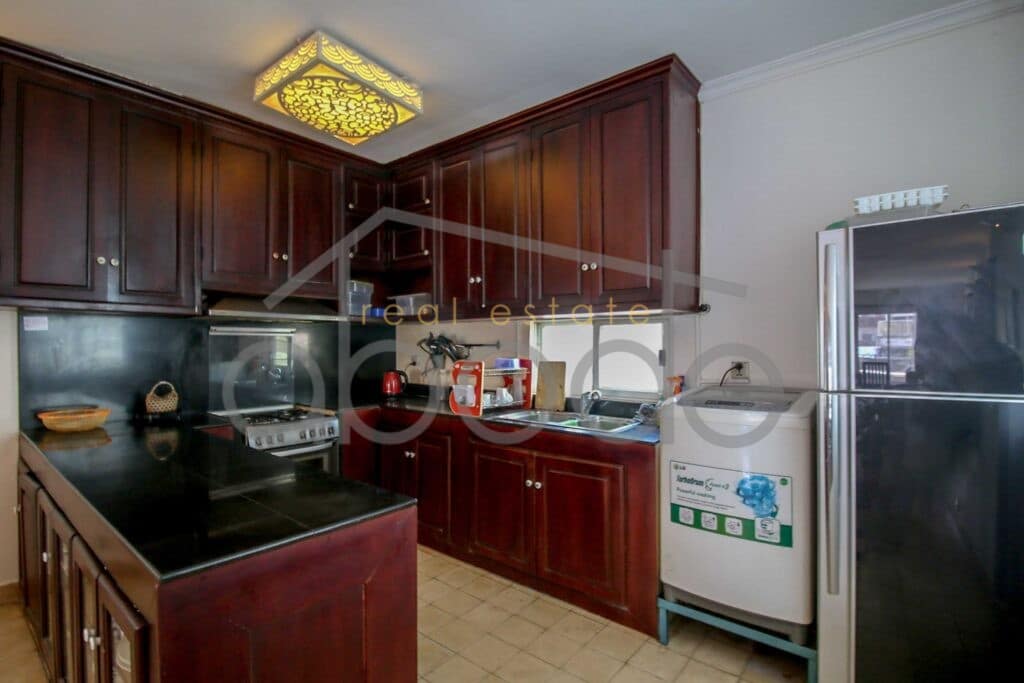 2 bedroom duplex apartment for rent Daun Penh