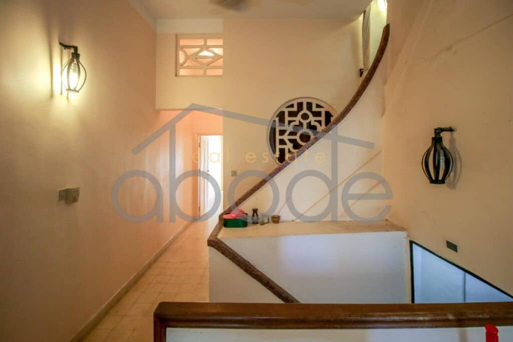 2 bedroom duplex apartment for rent Daun Penh