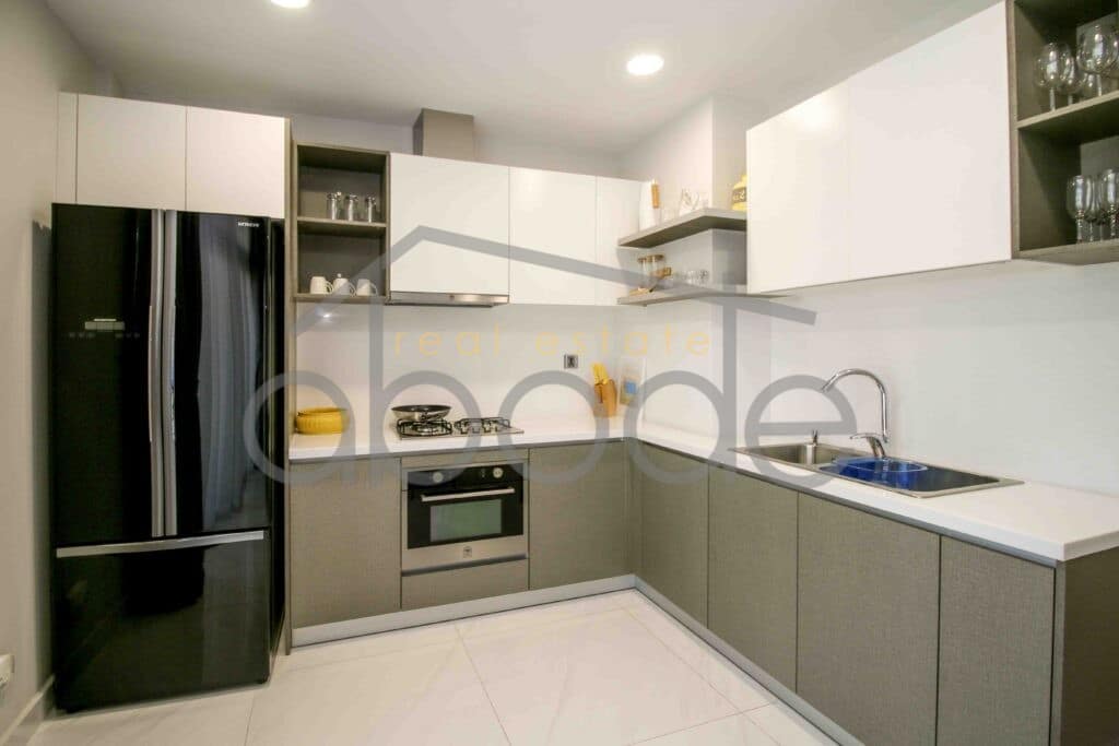 2 bedroom luxury serviced apartment for rent BKK 2