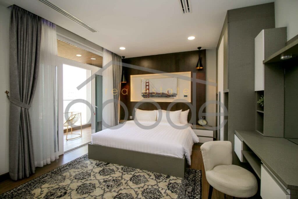 2 bedroom luxury serviced apartment for rent BKK 2