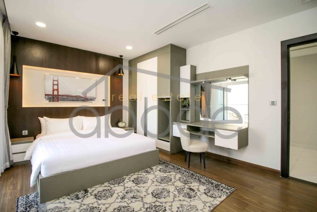 2 bedroom luxury serviced apartment for rent BKK 2