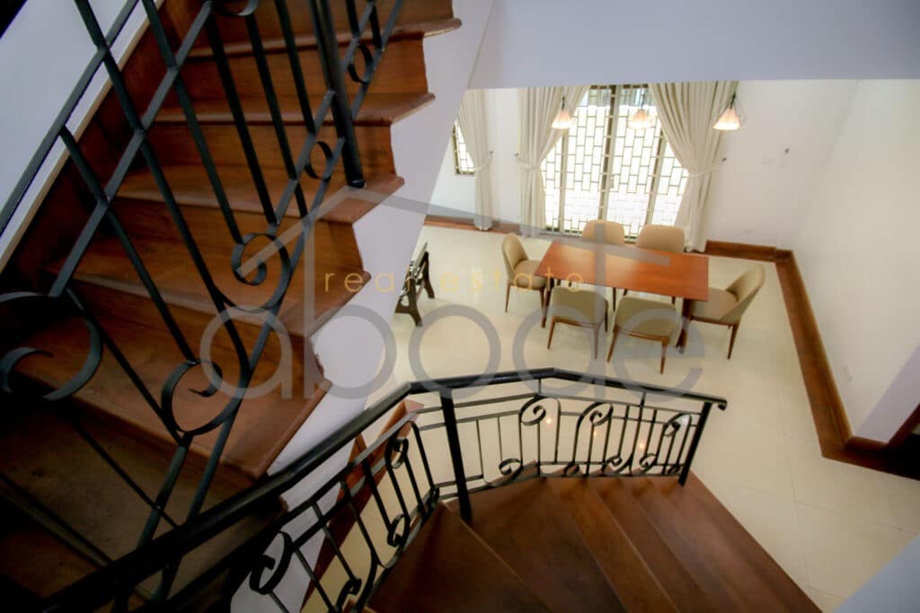 4 bedroom villa for rent Sen Sok