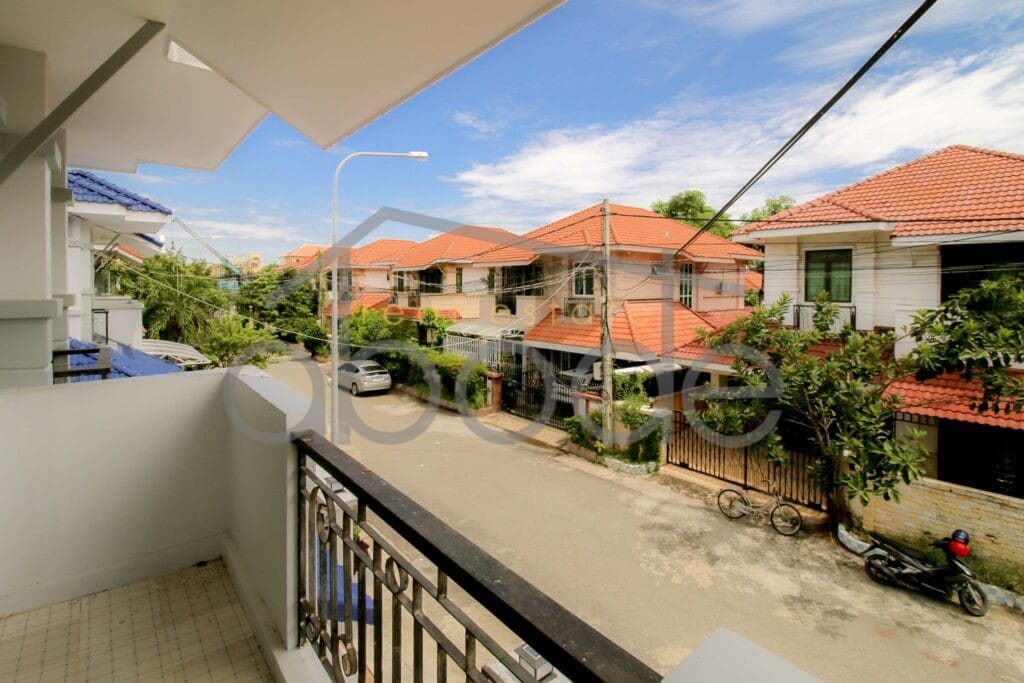 4 bedroom villa for rent Sen Sok