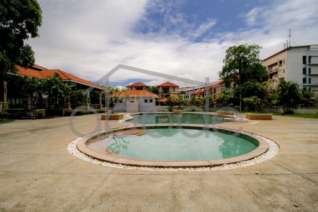 4 bedroom villa for rent Sen Sok