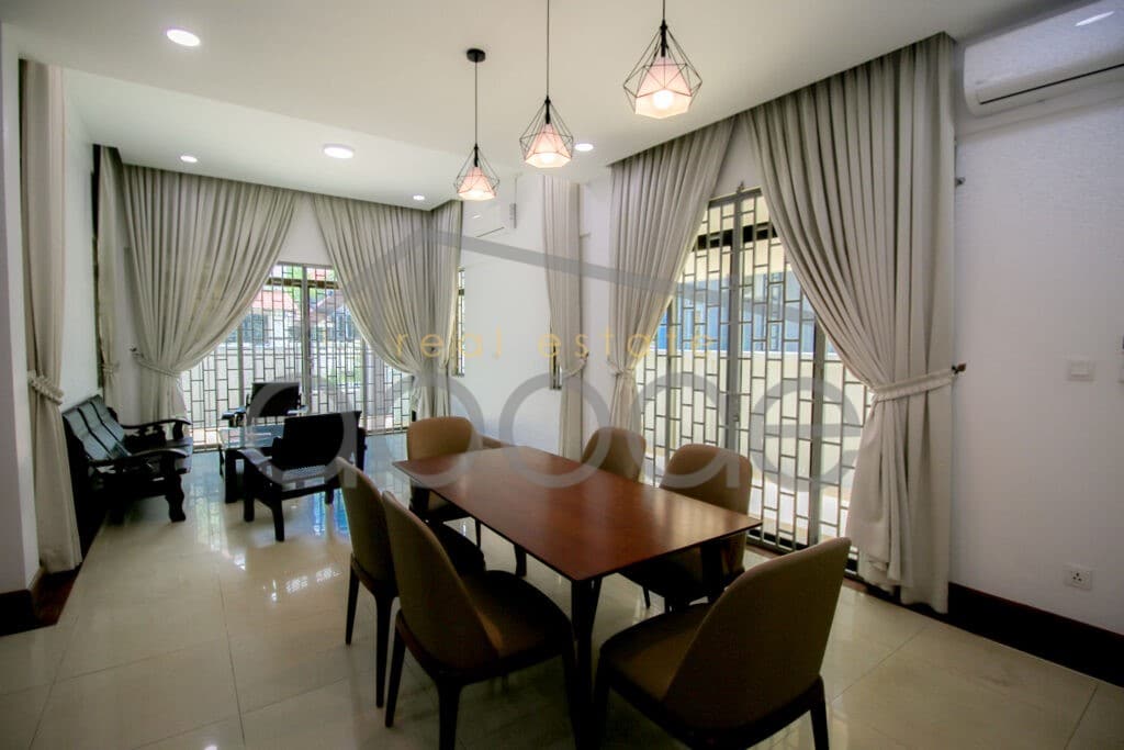 4 bedroom villa for rent Sen Sok
