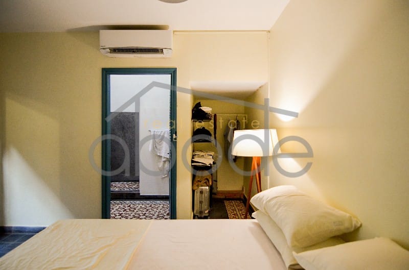 Stunning 3-bedroom renovated colonial apartment private courtyard for rent Daun Penh
