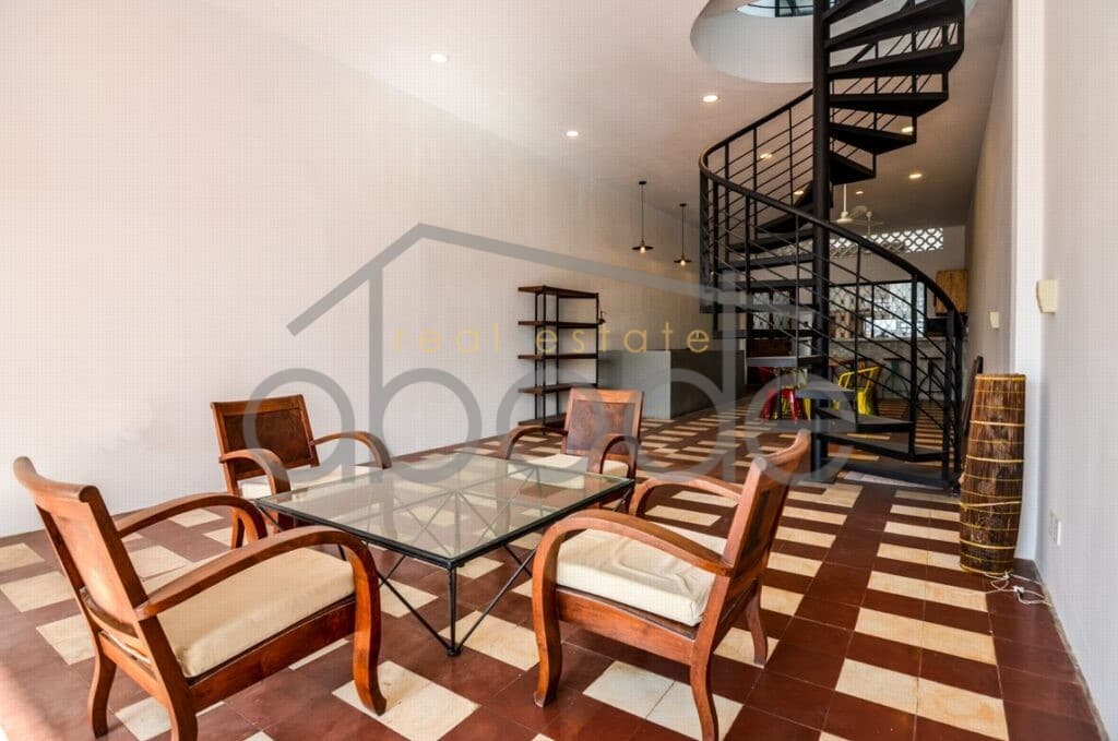 Architect designed duplex apartment Daun Penh for rent