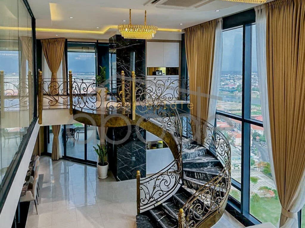 Grand corner penthouse apartment city views central Phnom Penh for rent