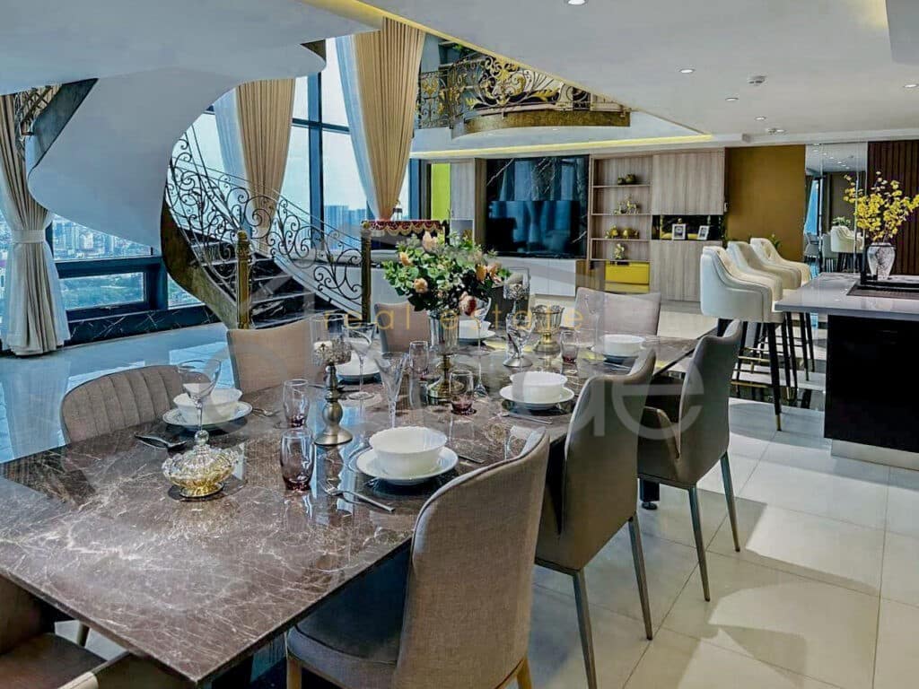 Grand corner penthouse apartment city views central Phnom Penh for rent