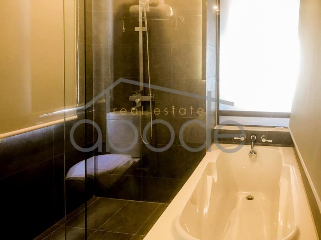 Studio apartment royal palace for rent