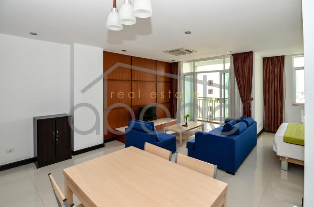 Large serviced studio apartment for rent Chroy Changvar