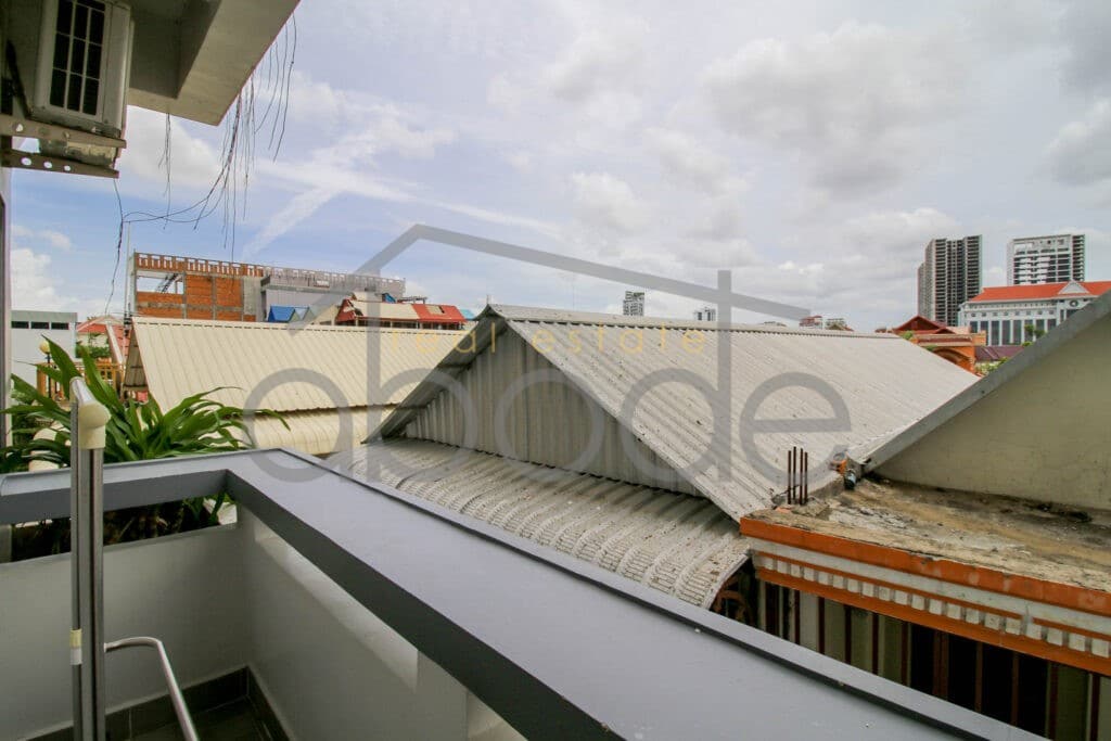 1 bedroom apartment Tonle Bassac BKK 1