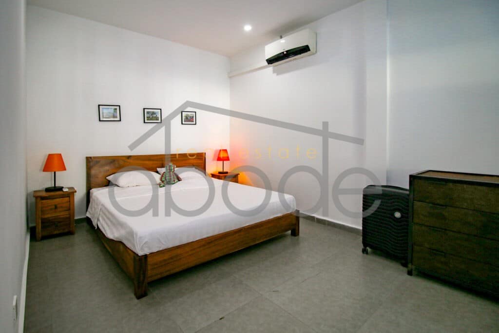 2 bedroom Riverside apartment for rent Daun Penh