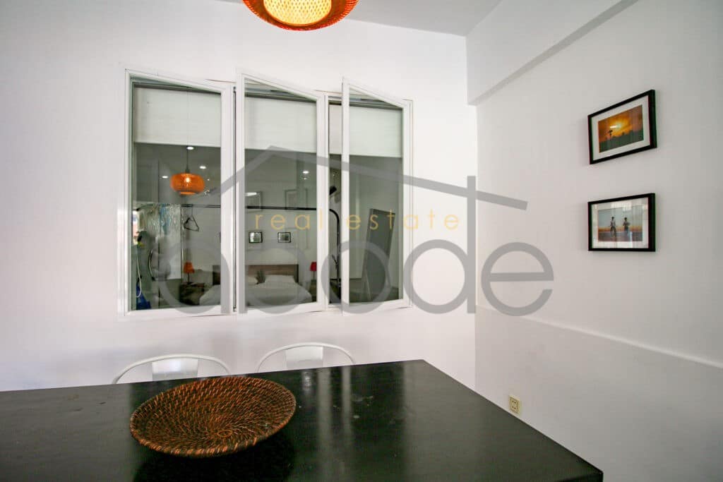 2 bedroom Riverside apartment for rent Daun Penh