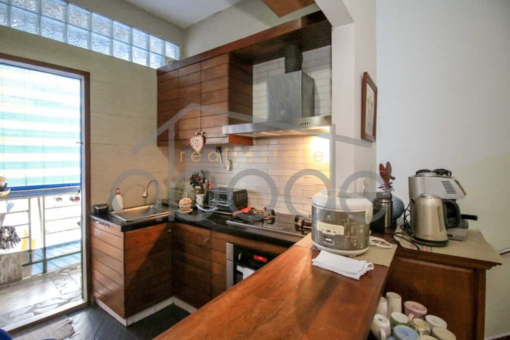 2 bedroom apartment for rent Bassac Lane Independence Monument