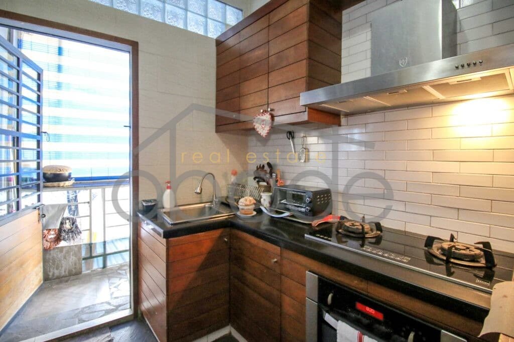 2 bedroom apartment for rent Bassac Lane Independence Monument