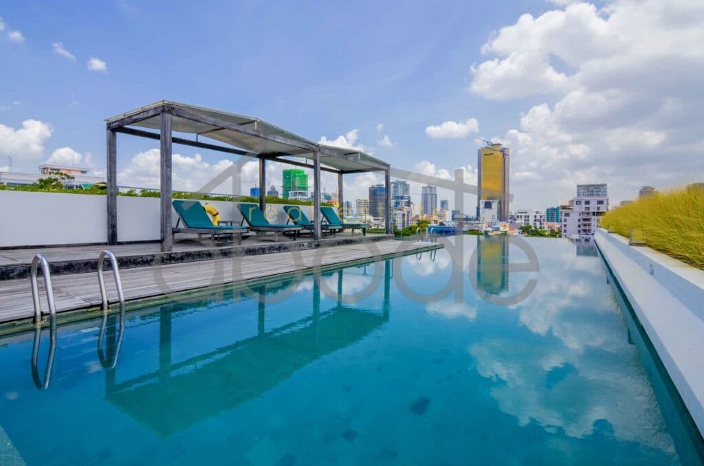 2 bedroom apartment for rent Residence 240 Royal Palace