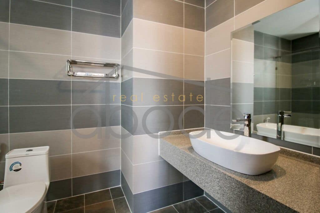 2 bedroom apartment for rent Russian Market BKK1