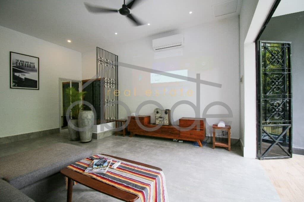 2 bedroom designer apartment for rent Daun Penh central Phnom Penh