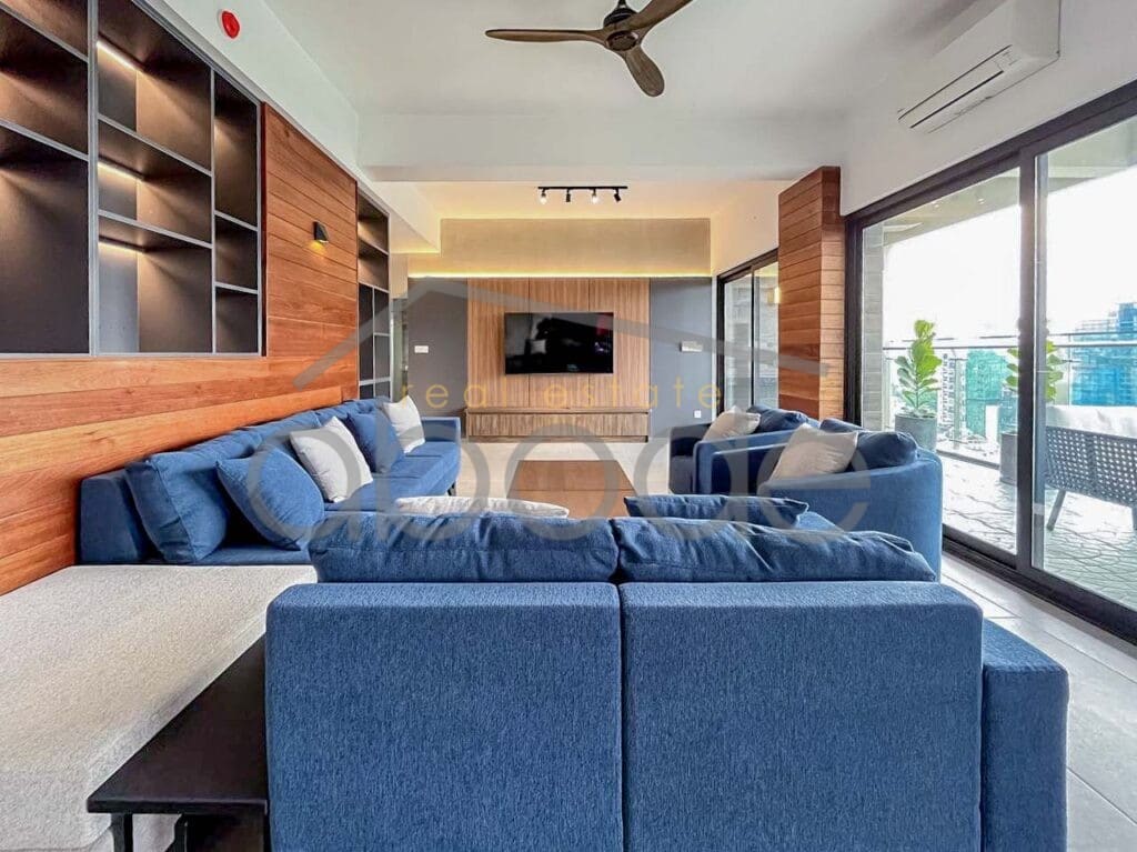 3 bedroom apartment for rent Bassac Lane central Phnom Penh