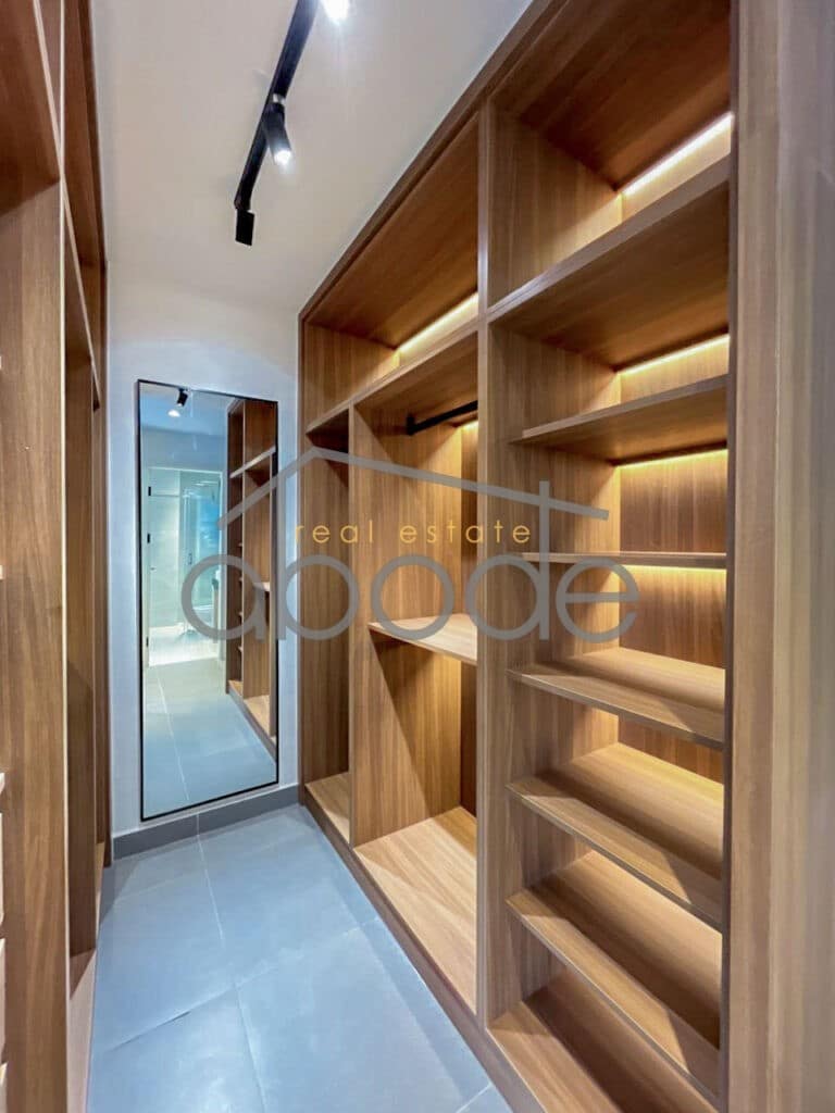 3 bedroom apartment for rent Bassac Lane central Phnom Penh