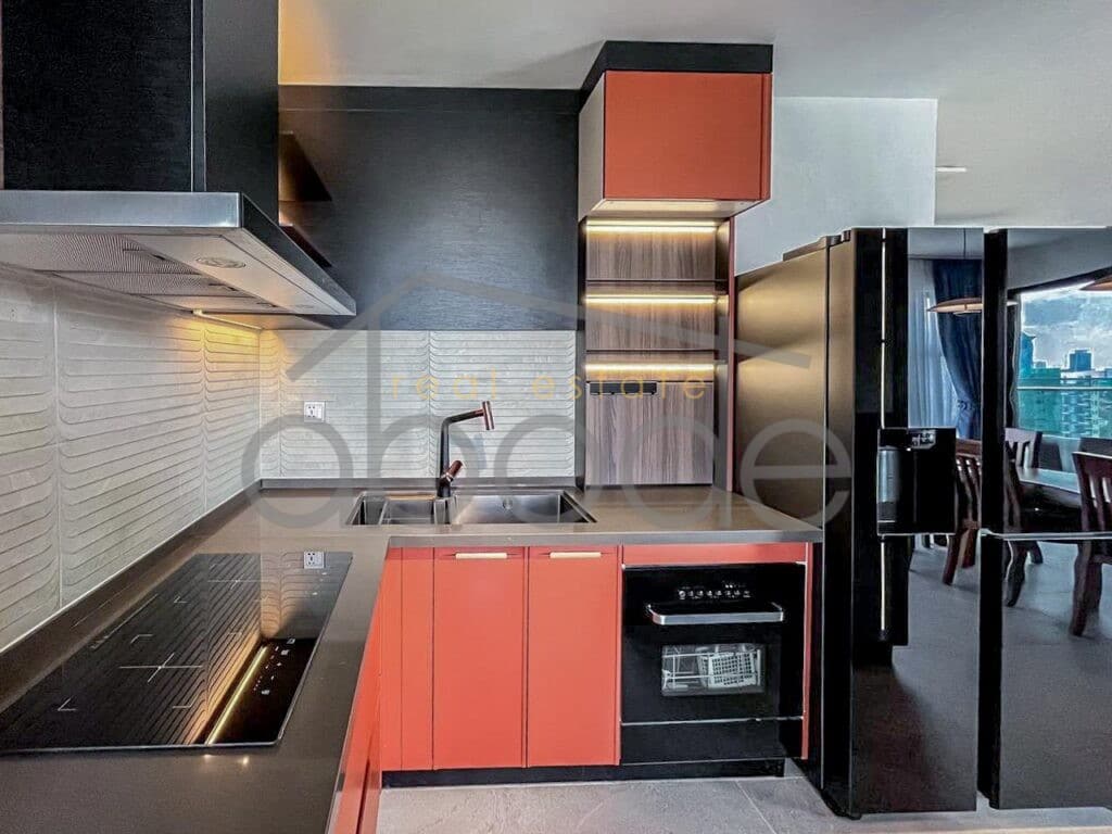 3 bedroom apartment for rent Bassac Lane central Phnom Penh