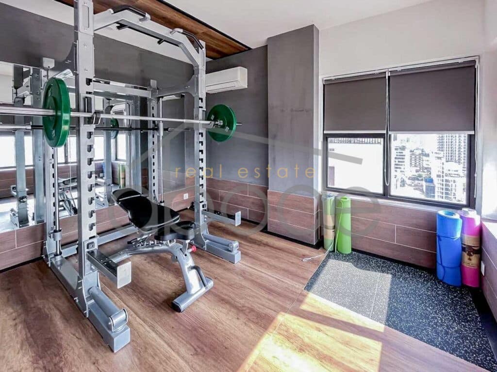 3 bedroom apartment for rent Bassac Lane central Phnom Penh