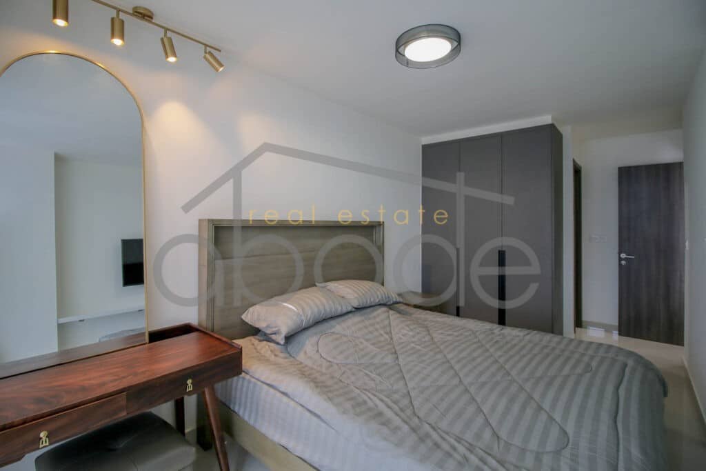 3 bedroom apartment for rent The Peak Diamond island Tonle Bassac Phnom Penh