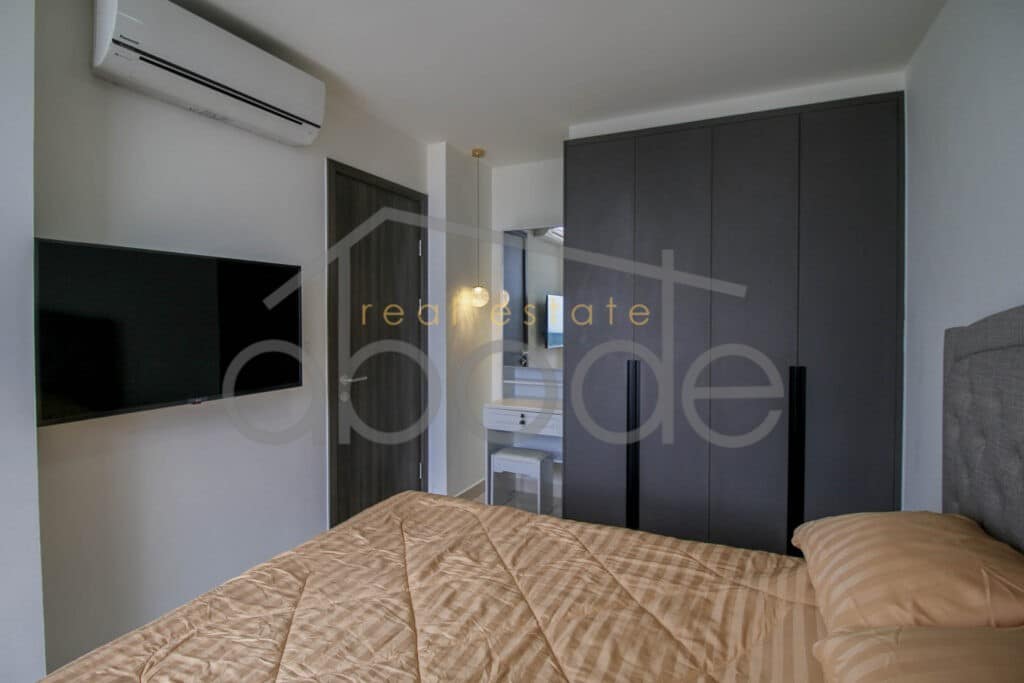 3 bedroom apartment for rent The Peak Diamond island Tonle Bassac Phnom Penh