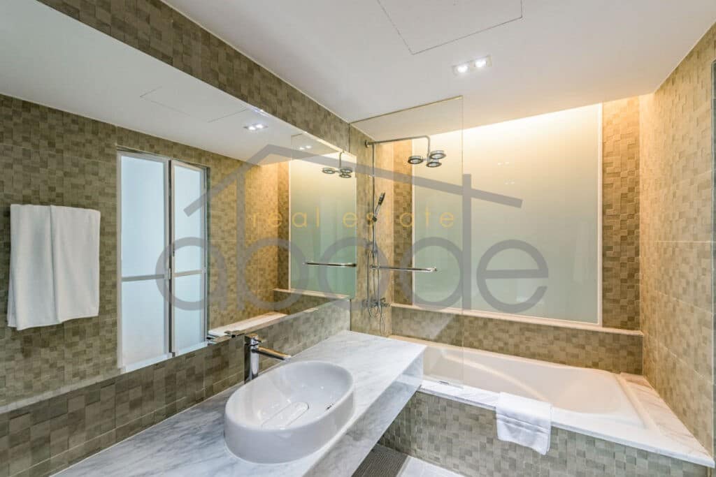 3 bedroom serviced apartment for rent BKK 1