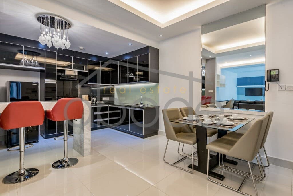 3 bedroom serviced apartment for rent BKK 1