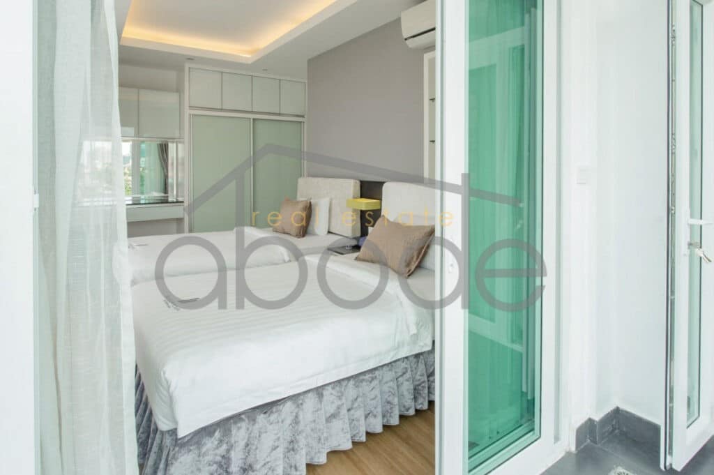 3 bedroom serviced apartment for rent BKK 1