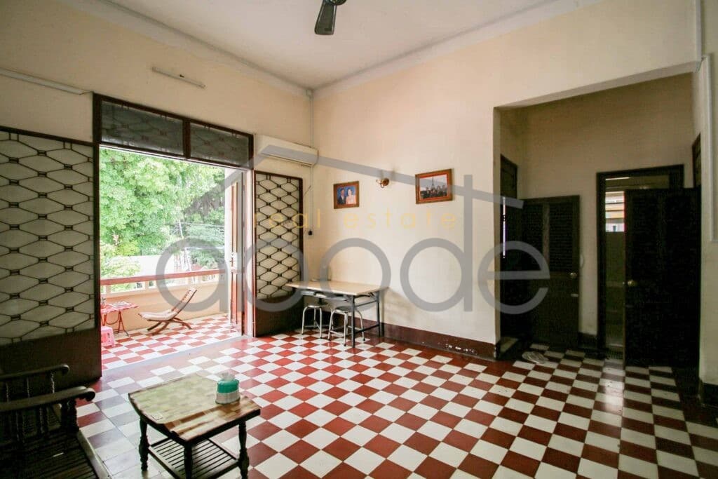 Colonial villa for sale Daun Penh Phnom Penh
