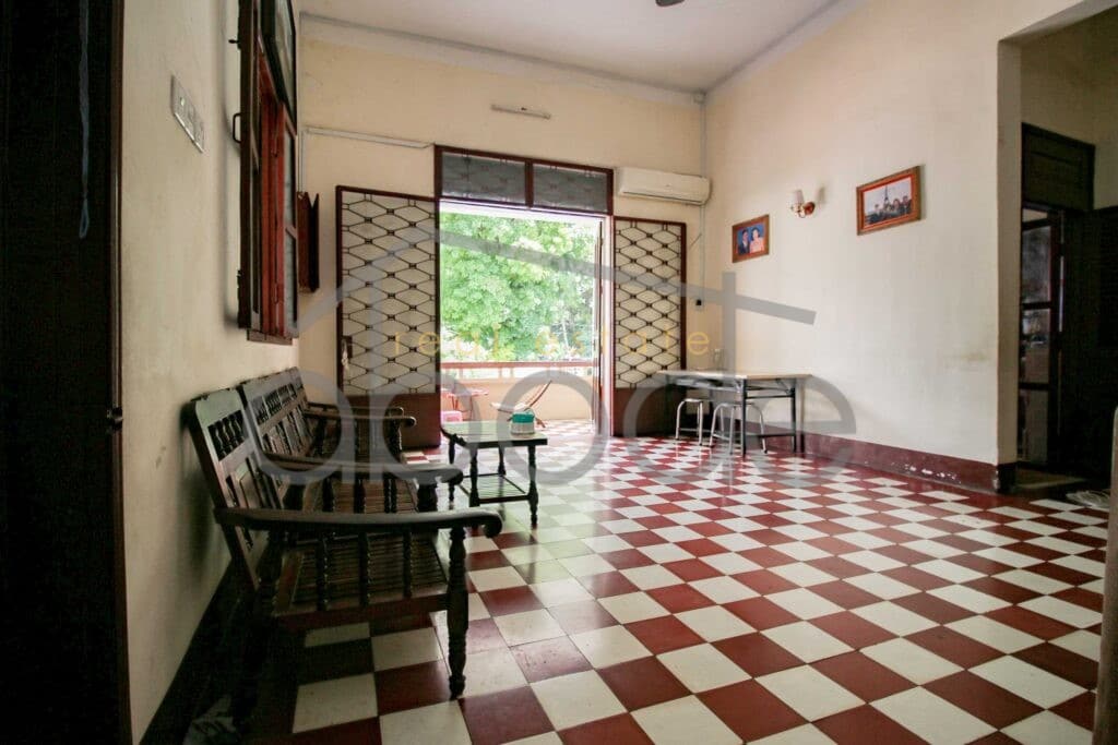 Colonial villa for sale Daun Penh Phnom Penh