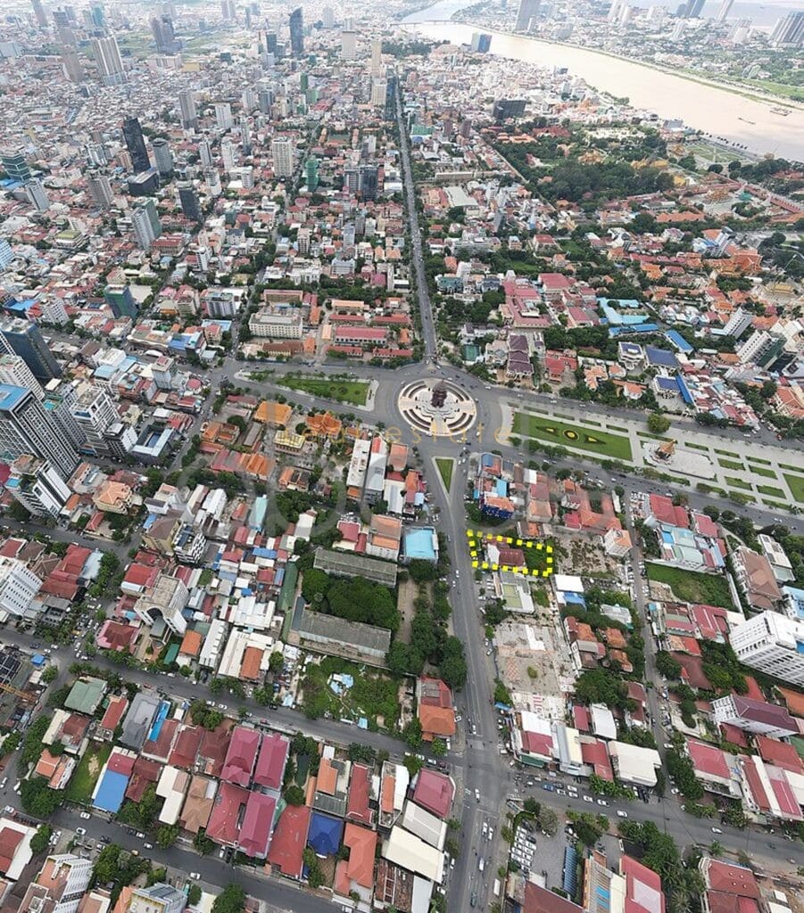 Commercial Land for sale Independence Monument central Phnom Penh
