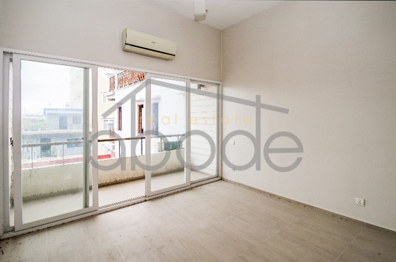 Corner duplex Riverside apartment for sale Daun Penh