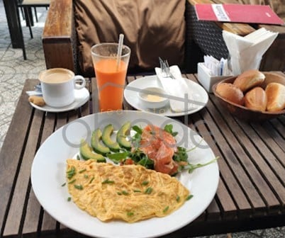 best phnom penh riverside restaurants with a view