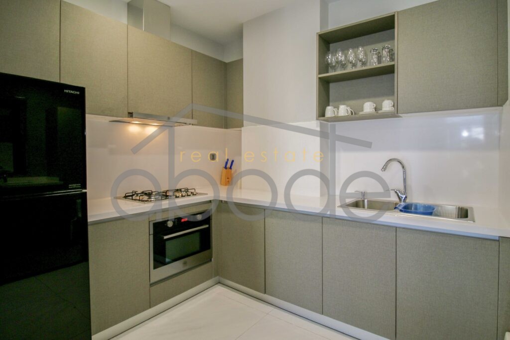 Luxury 1 bedroom serviced apartment for rent BKK 2 central Phnom Penh